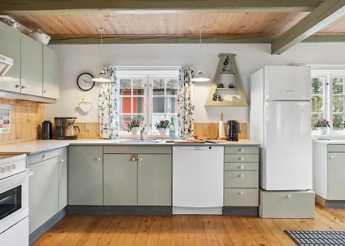 Amazing In With Wifi דירה